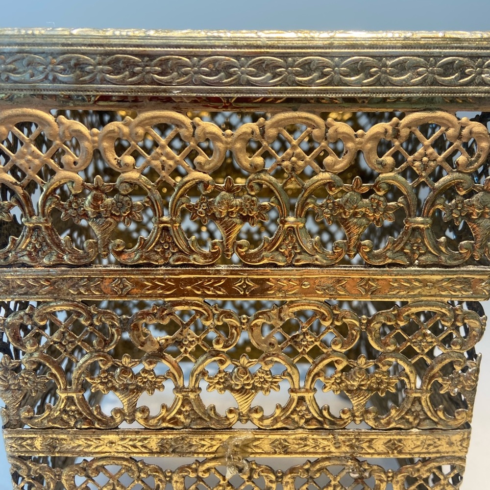 Vintage Ornate Filigree Metal Jewelry Box - Gold Tone - Picture 2 of 15
